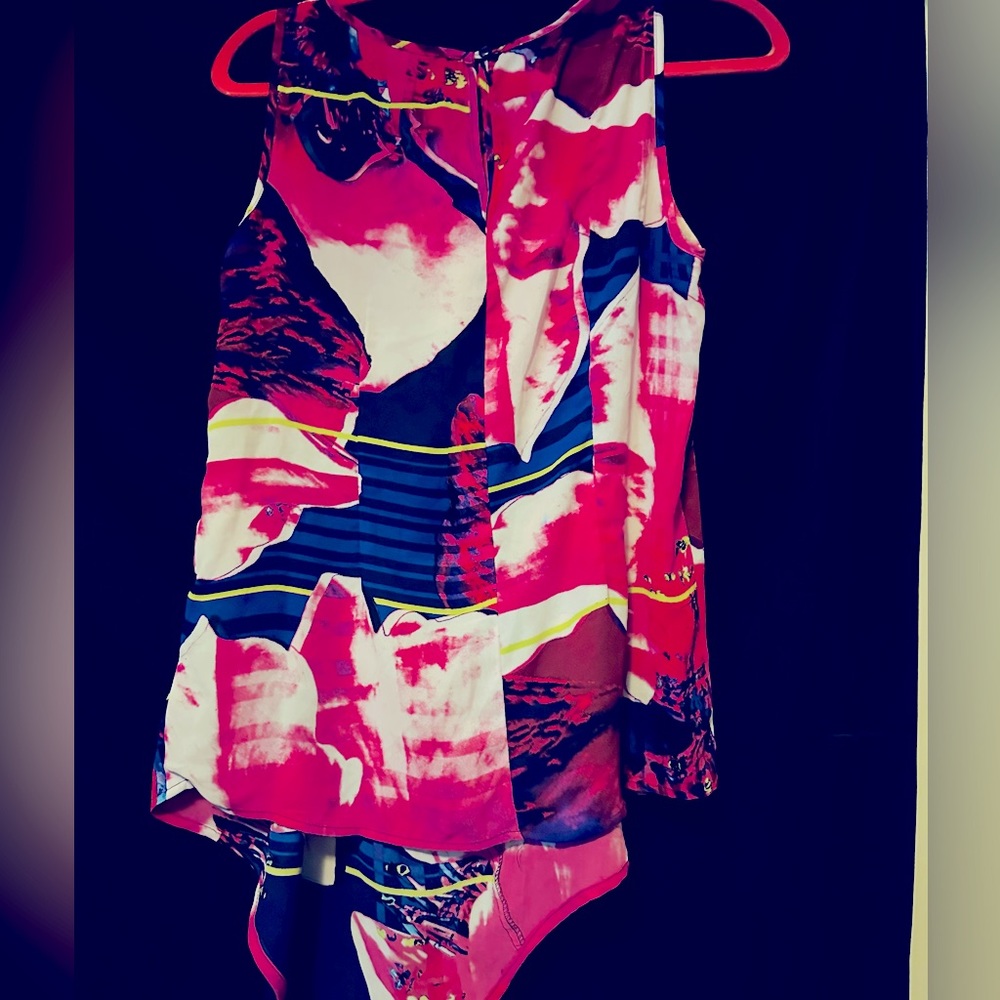 Cute blouse by Cable and Gage